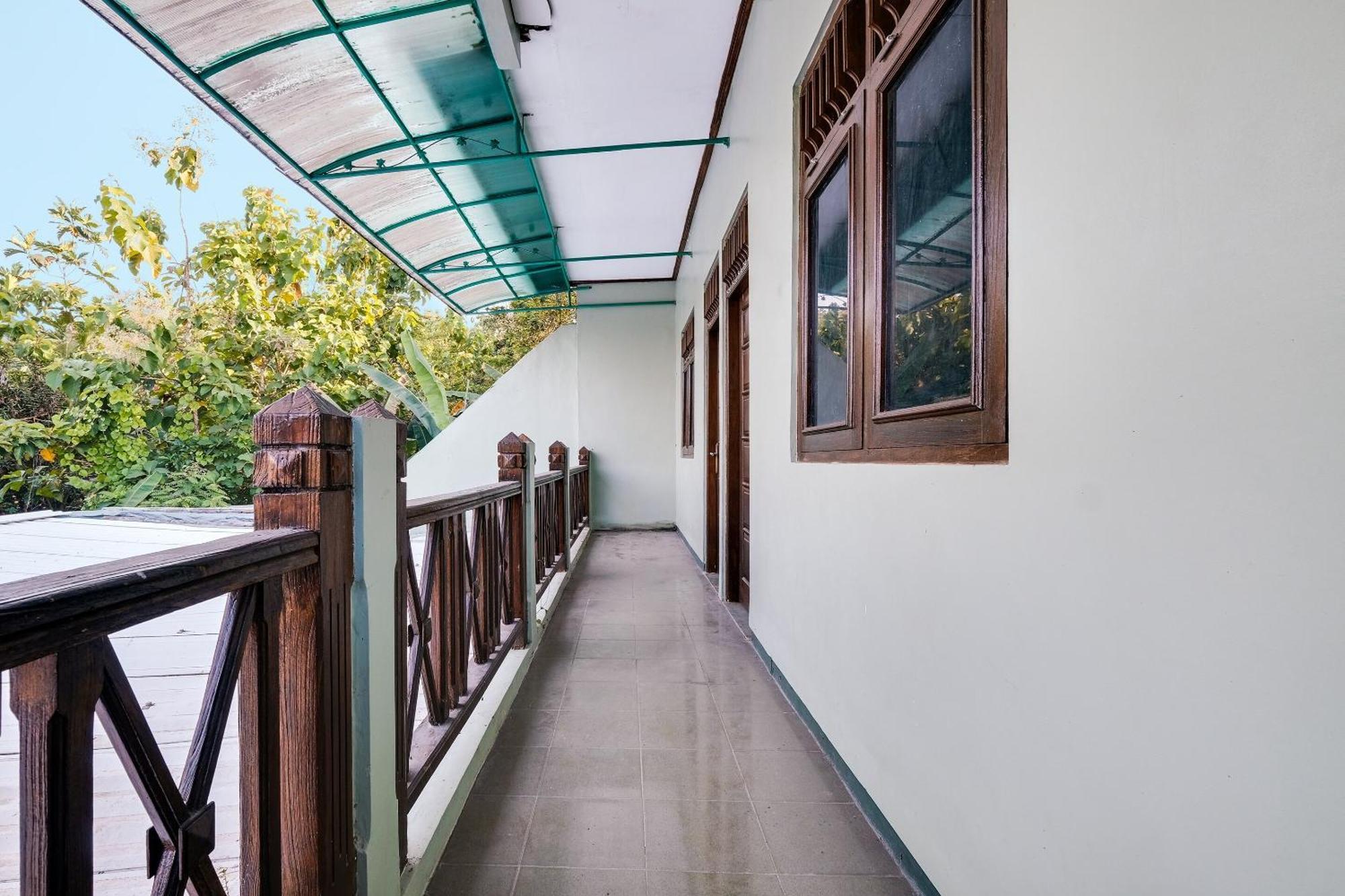 Spot On 92068 Pudja Kesuma Homestay Syariah Yogyakarta Pedes المظهر الخارجي الصورة